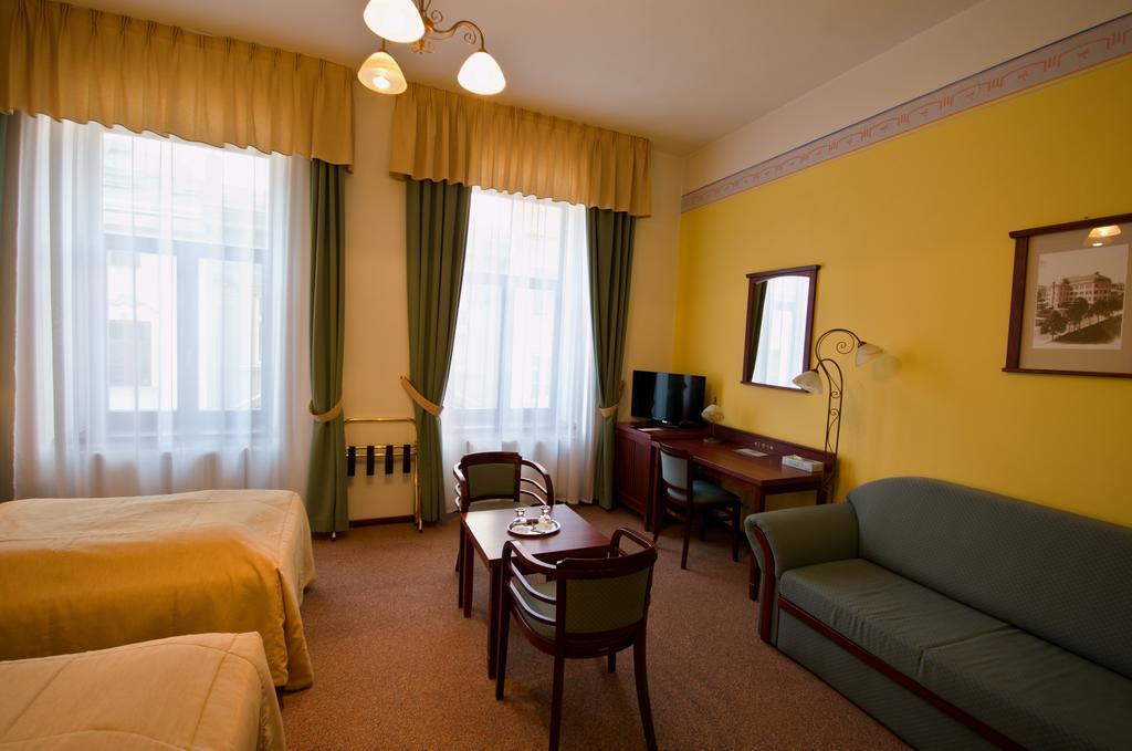 Grandhotel Garni 이흘라바 외부 사진