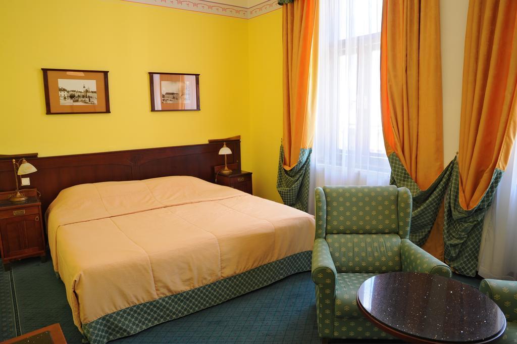 Grandhotel Garni 이흘라바 외부 사진