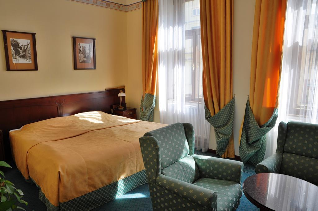 Grandhotel Garni 이흘라바 외부 사진